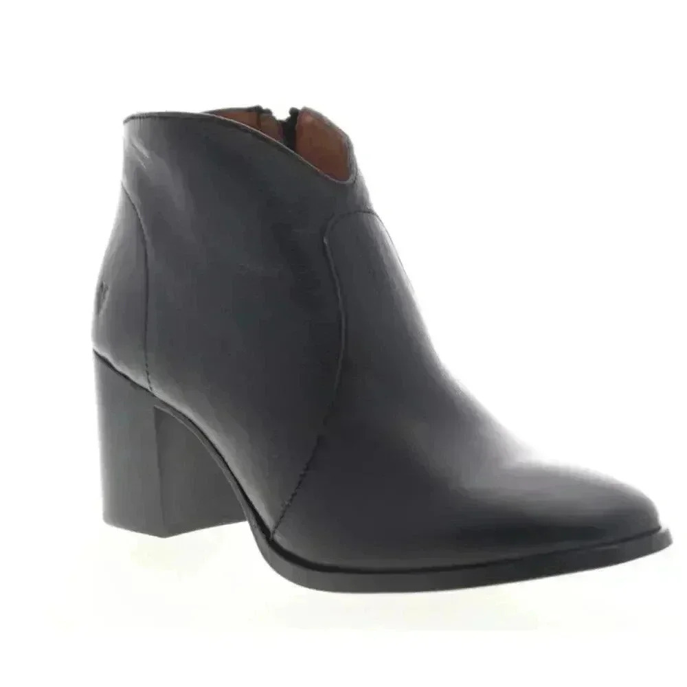 Frye Nora Zip Short Womens Black Leather Zipper Ankle & Booties Boots Size 6M
